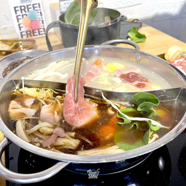 ชวนไปกินบุฟเฟ่ต์ชาบูเกาหลีกัน !!!