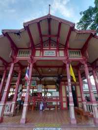 นั่งรถไฟเที่ยวหัวหินกัน