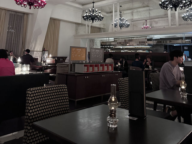 ［小樽］油燈下的音樂與美酒 — OMO Cafe & Bar 的完美夜晚