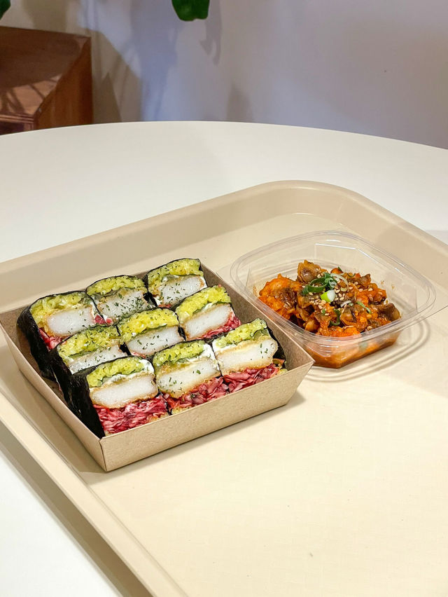 제주도에서 꼭 먹어야 할 김밥 ‘제주시새우리’