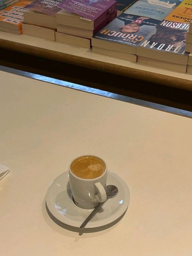 Lit Books Cafe