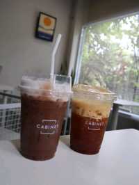 Cabinet cafe & studio 