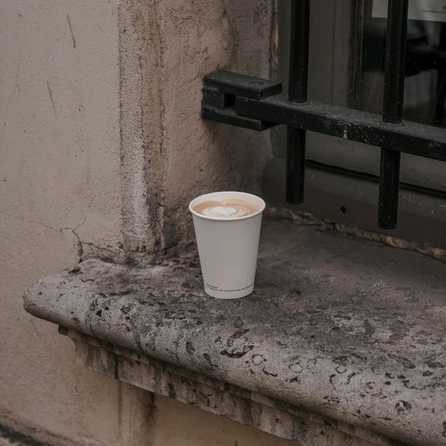 White Coffee  Paris, France ☕🇫🇷Trip in The UK and France Part 22