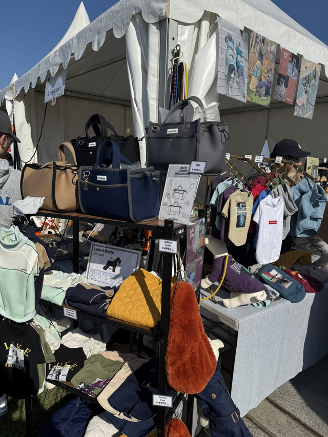ワンちゃん達大集合のイベント！「BAY WALK MARKET 2024」
