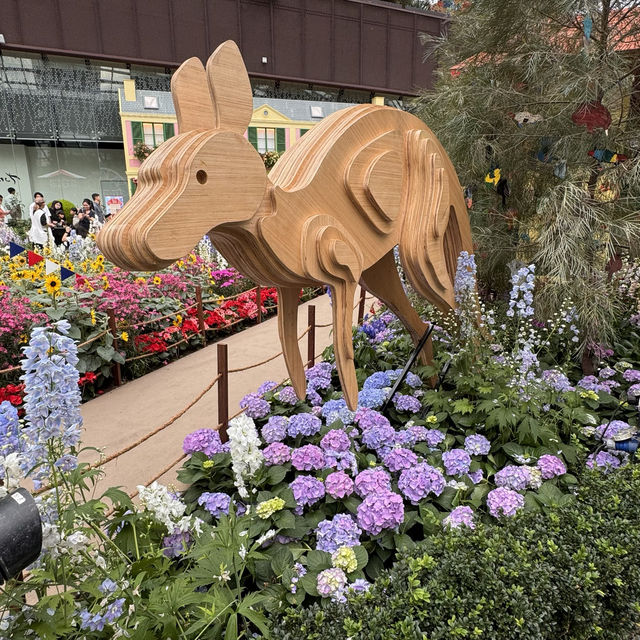 Nature's Palette: Discovering the Latest Blooms at Gardens by the Bay