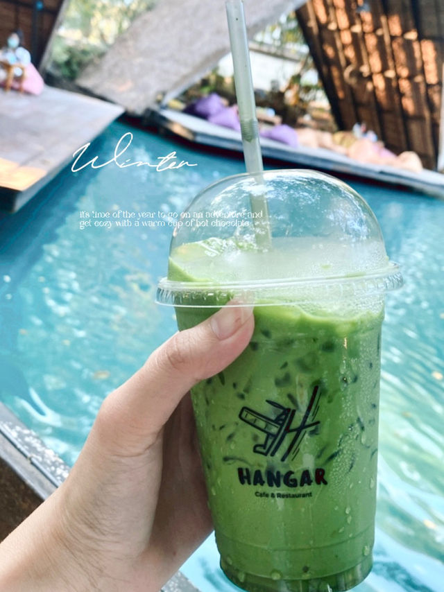 Hangar Cafe’ (แฮงก้าคาเฟ่) 