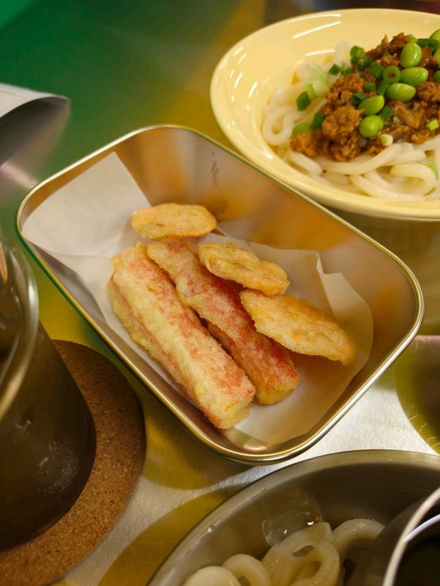 Tsuru Tsuru Cafe: A Playful Retreat for Udon Lovers