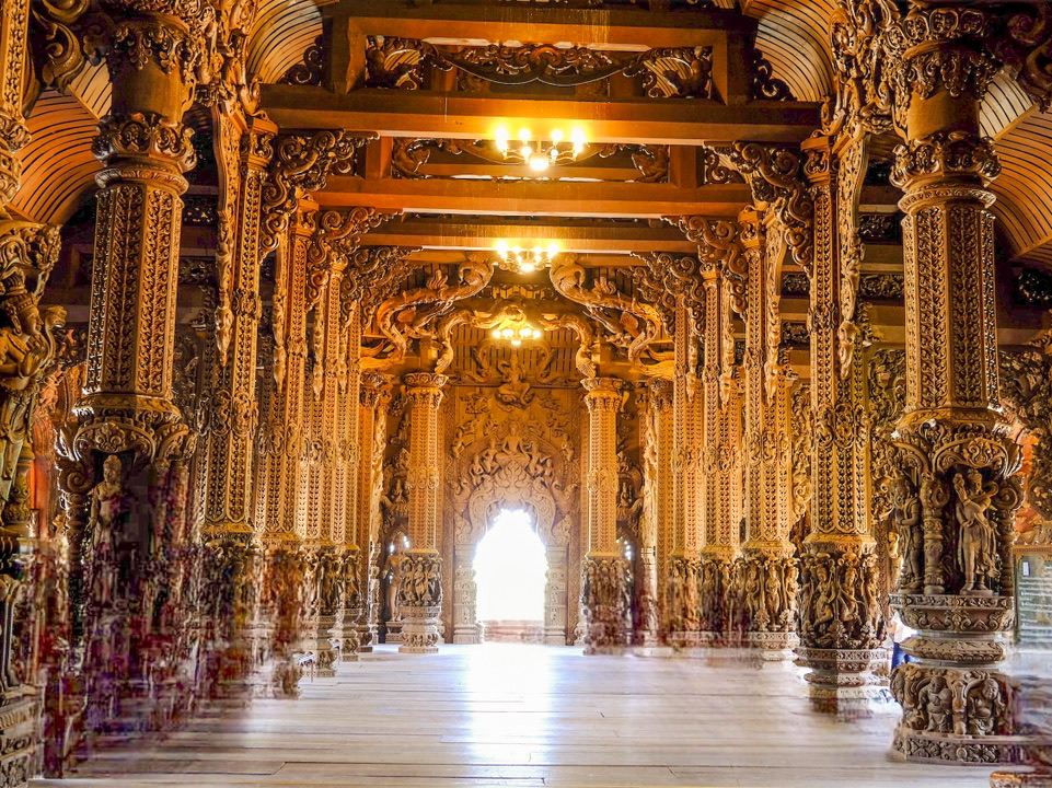 タイ・パタヤ｜世界最大の木彫り寺院「真実の寺院」 | Trip.com パタヤ