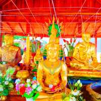 สักการะพระบรมธาตุ คู่เมืองกำเเพงเพชร