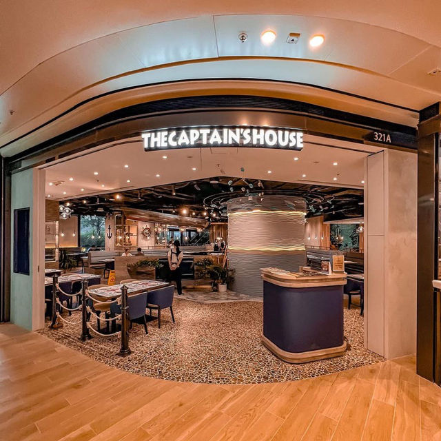 The captain House Tai Wai
