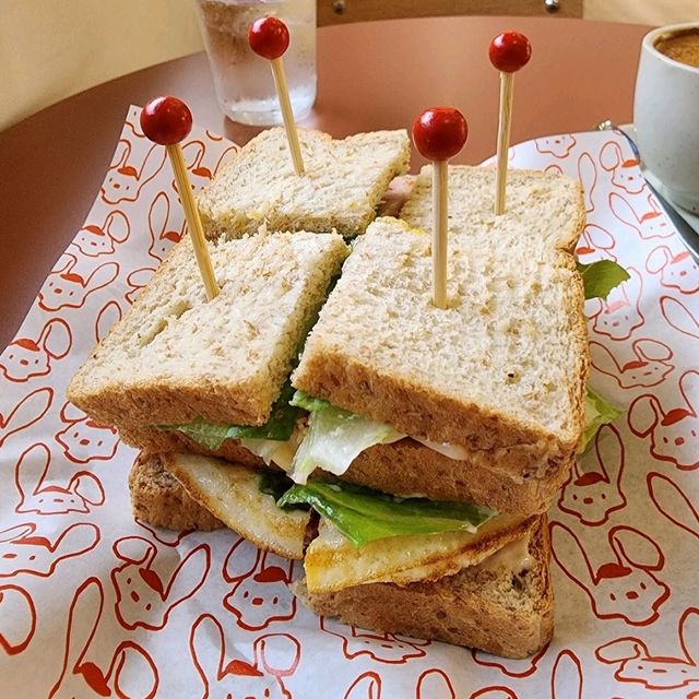 Pretty cafe