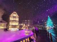 The Magical Night View of Kusatsu Yubatake