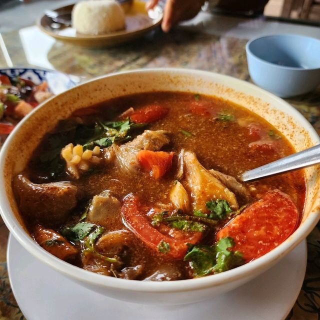 ร้านอาหารเขาพับผ้า