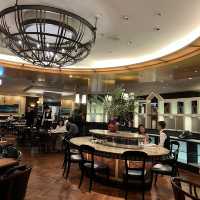Cafe and dining in Hotel New Otani Tokyo