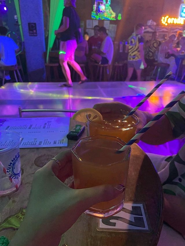Boracay hits different when 2 hearts come together as one.