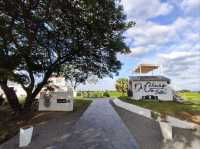 พามานั่งชิล บรรยากาศโรแมนติก กลางทุ่งนาสิงห์บุรี