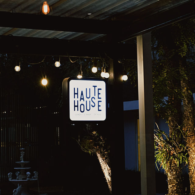 Haute House - Pathumthani