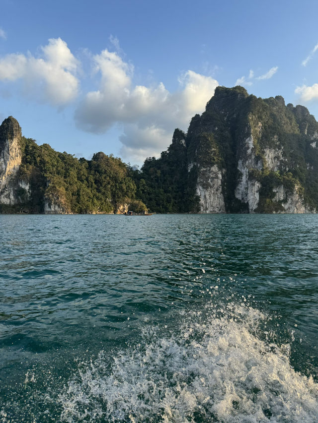 เขื่อนเชี่ยวหลาน | สุราษฎร์ธานี ⛰️⛅️🍃🐘