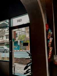 意外發現評分很高的☕️ 泰國曼谷local咖啡店 ！🇹🇭