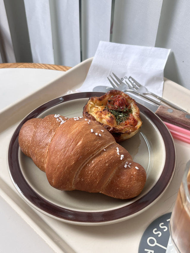 🥐빵 덕후 취향저격 카페; 오더에스프레소