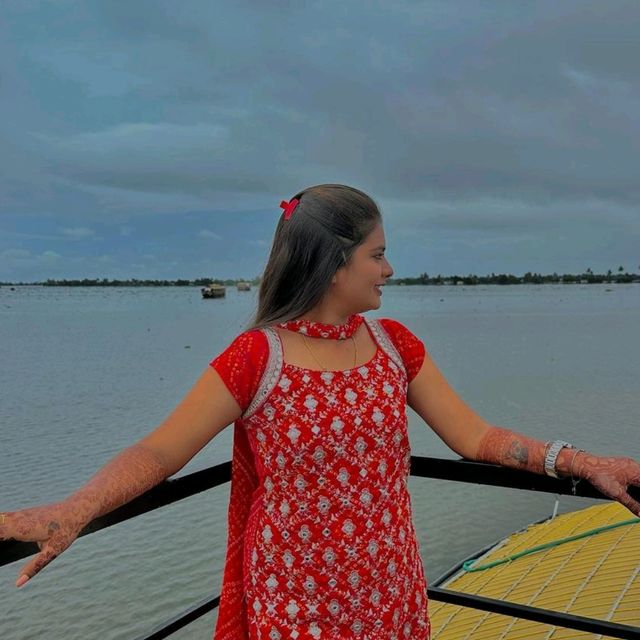 🌅 Awesome Views of Alleppey – A Picture-Perfect Paradise! 🚤🌴