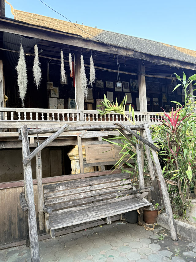 📍วัดบ้านหลุกลำพูน วัดเก่าแก่ที่มีความสวยงามซ่อนอยู่