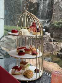 [서울/호텔] 도심 속 폭포를 보며 afternoon tea 🍰