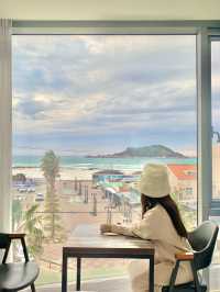 비양도를 한눈에! 7만원대 통창 오션뷰 숙소🏝️ 뚜벅이 추천