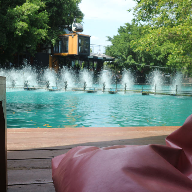 Hangar Cafe คาเฟ่สไตล์เครื่องบินที่นครปฐม