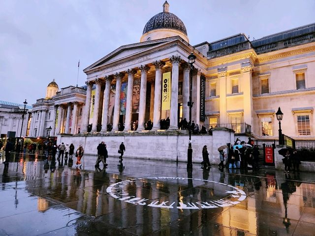 🌧️ 雨中漫步特拉法加廣場（Trafalgar Square）——倫敦的藝術與歷史交匯點