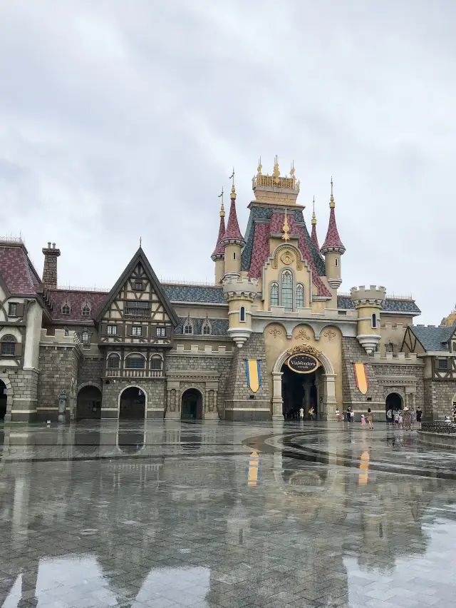 Thrills & Fun at VinWonders Phú Quốc