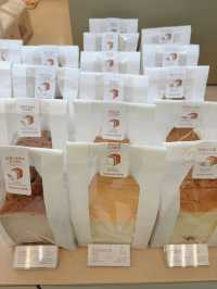 Holiland ร้านเบเกอรี่เจ้าดัง และอร่อย ที่เฉิงตู