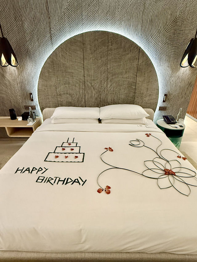 Spring Getaway in the Maldives – Birthday Edition!🥂