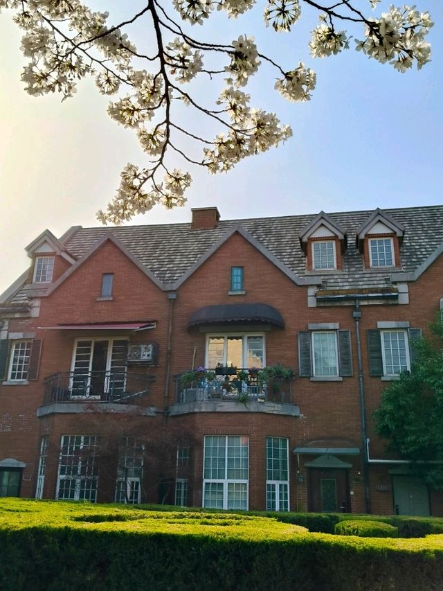 Spring Vibes at Thames Town, Songjiang Shanghai