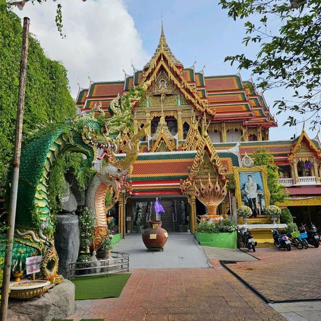 วัดบัวขวัญพระอารามหลวง