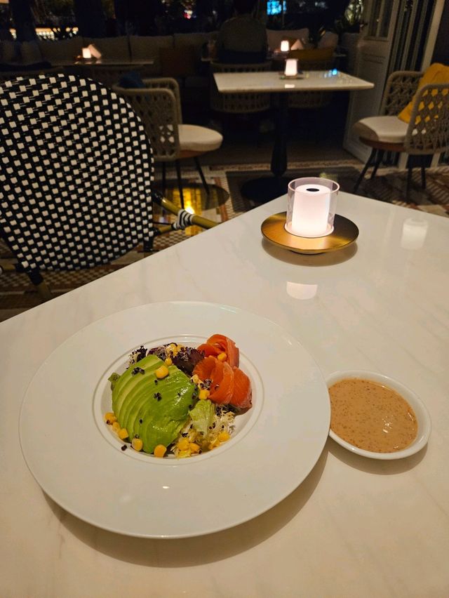 全深圳獨有的在威尼斯環境下進餐