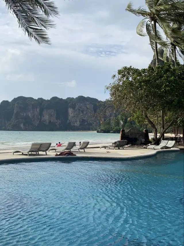 หาดไร่เลย์ กระบี่ หนีร้อน