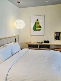 釜山住宿｜住進色彩美學 經典作品 松亭最酷酒店The coolest hotel 韓國最繽紛設計感海景飯店！打卡感、度假感、儀式感一次滿足