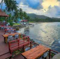 ร้านอาหารติดริมทะเล ขนอม