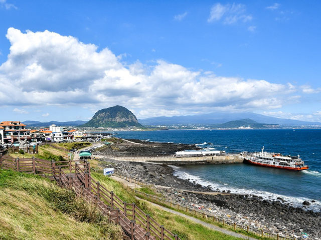 【火山岩のトレッキング体験🗻】松岳山（ソンアクサン／송악산）