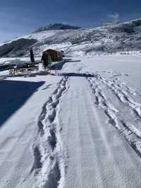 Frozen Majesty: Discover the Magic of Dagu Glacier