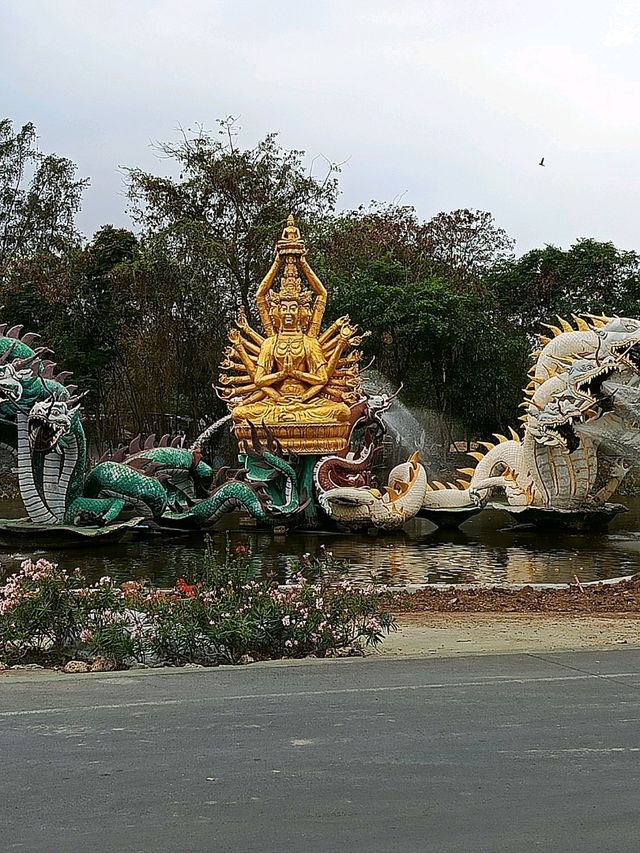 Ancient City, Damnoeb Saduak Floating market, Train market 