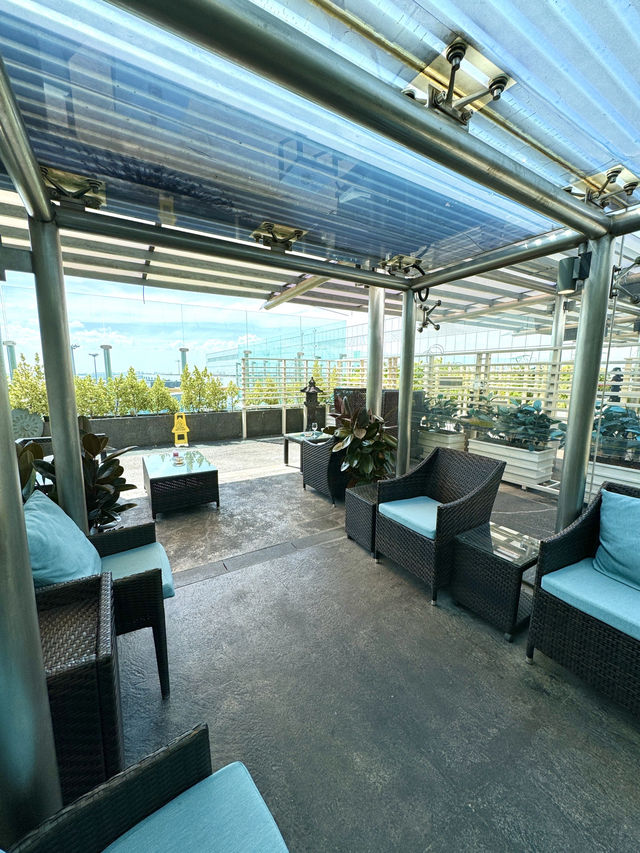 シンガポール　シンガポール観光　チャンギ空港T2 Ambassador Transit Loungeで過ごす！