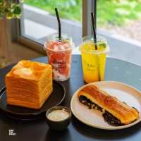 Bake and More คาเฟ่ในบรรยากาศสวน ร่มรื่น