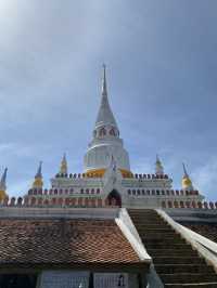 แวะเที่ยววัดพะโคะ