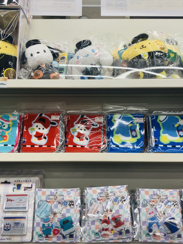 【神保町】書泉グランデ - 鉄道グッズが何から何まで揃ってる-