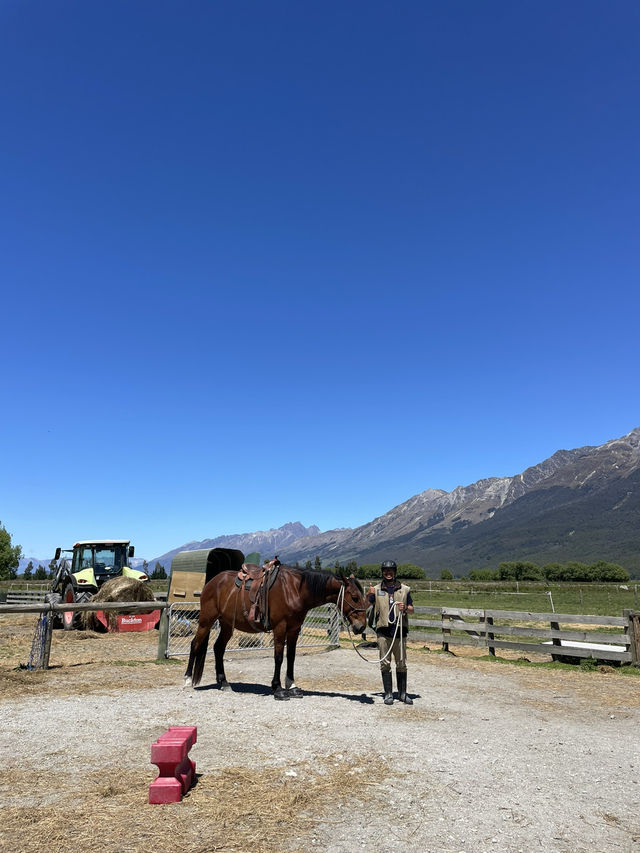 紐西蘭南島｜Glenorchy｜魔戒小鎮的馬背旅行，最接近天堂的地方