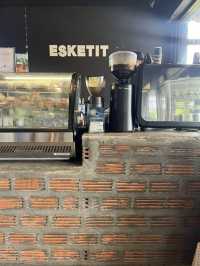Esketit Coffee คุณจะหลงรักความเรียบง่ายแสนอบอุ่น