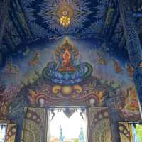  วัดร่องเสือเต้น Blue Temple