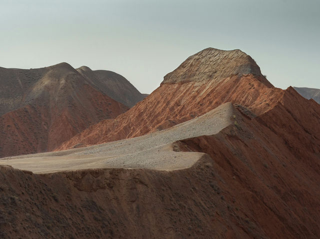 Xinjiang – Where Blossoms Whisper Through Ancient Valleys 